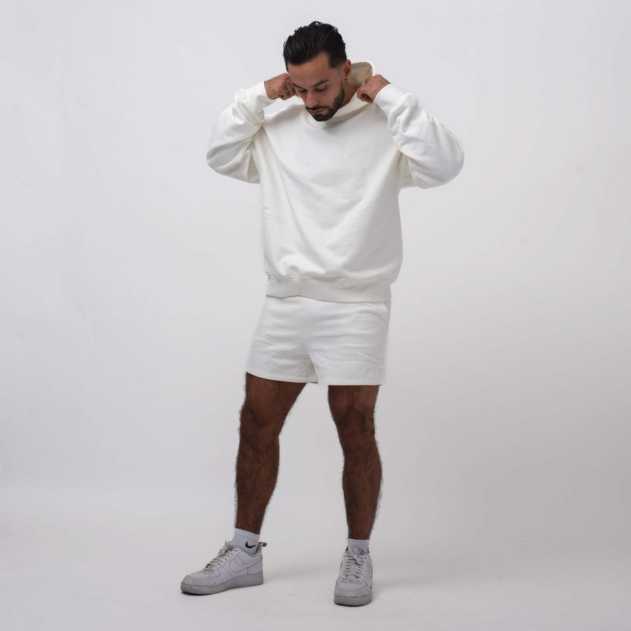 Essential shorts off white sustainable organic cotton